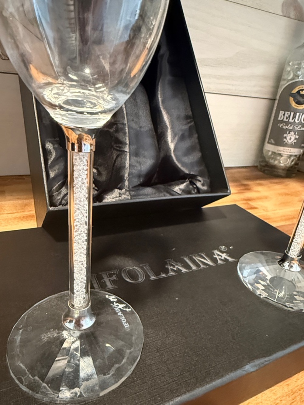 IFOLAINA Champagne Glasses Set of 2 Flutes Lead Free 8 oz w Clear - Picture 3 of 7